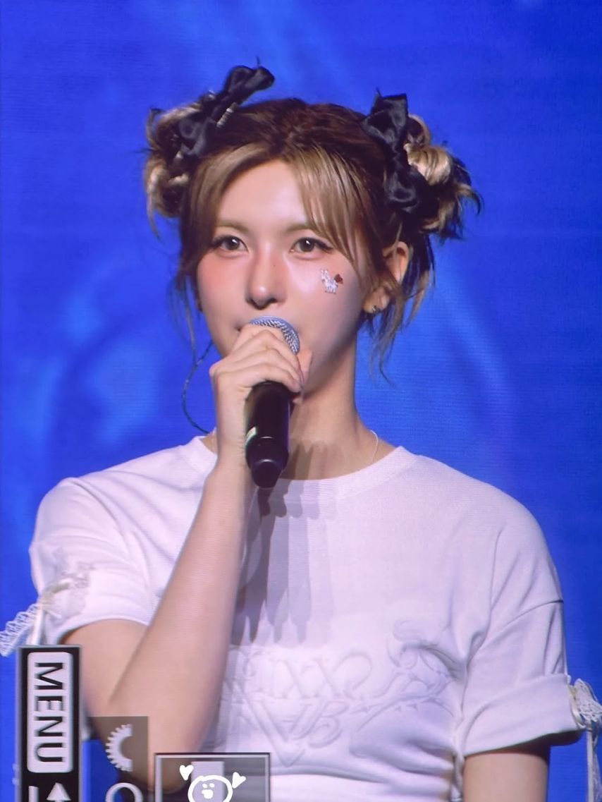 NMIXX (엔믹스) 배이