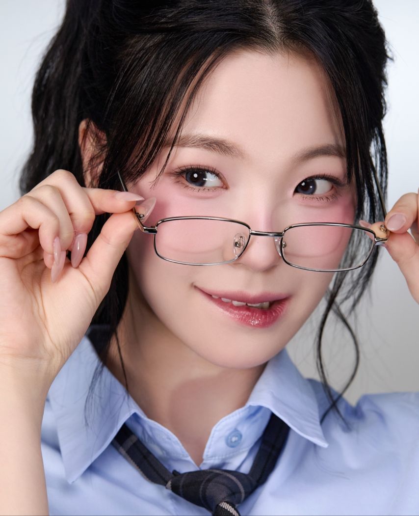 프로미스나인-백지헌