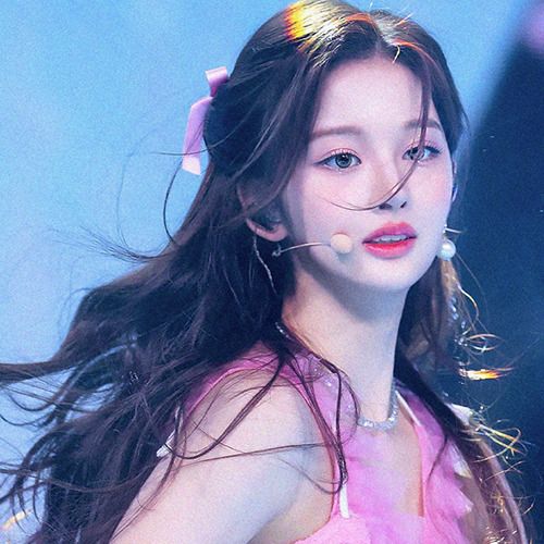 설윤.jpg