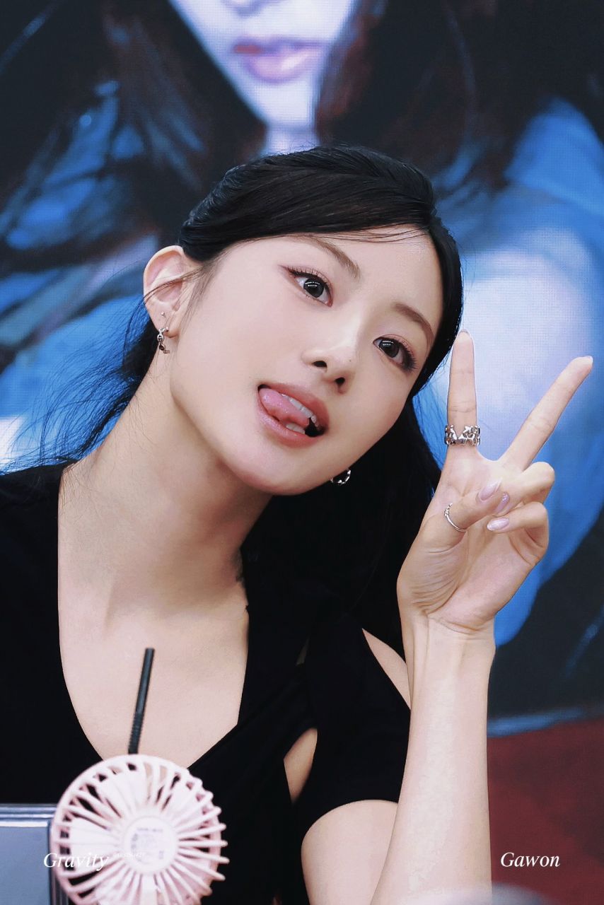 어제자 팬싸인회 그룹 미야오(MEOVV) 가원.JPG