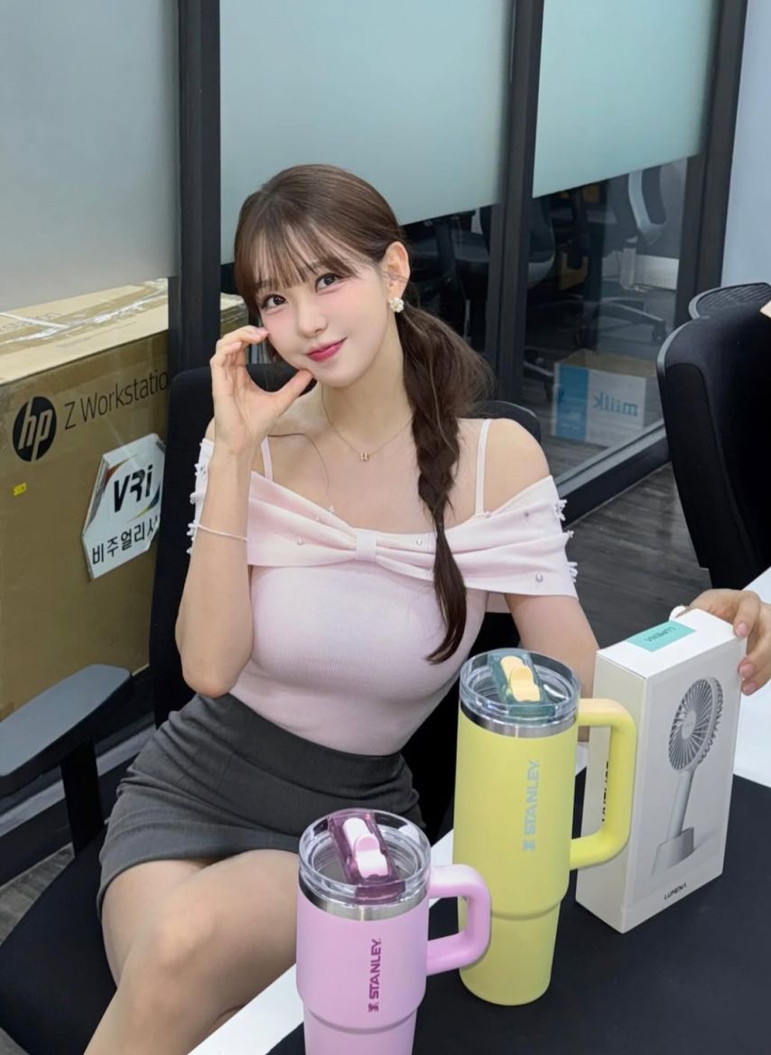 김윤희 아나운서