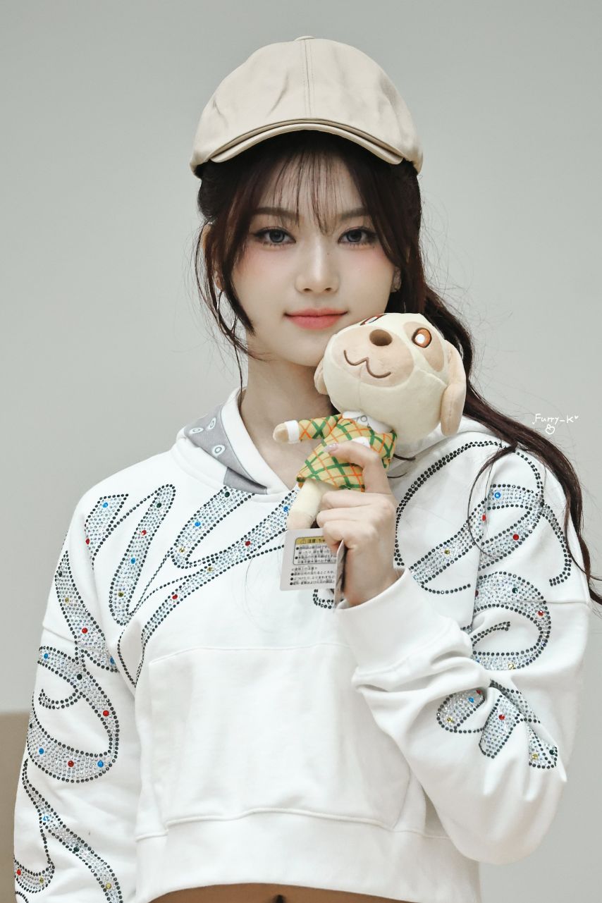 스테이씨 아이사