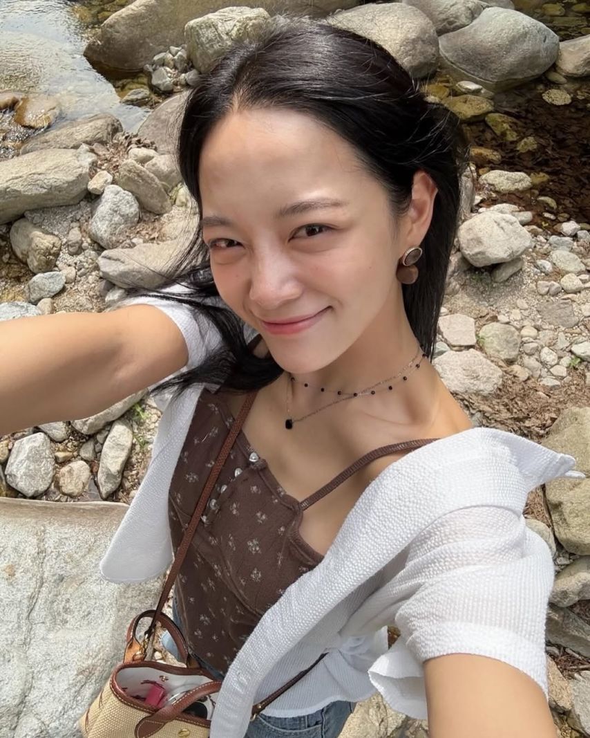 김세정