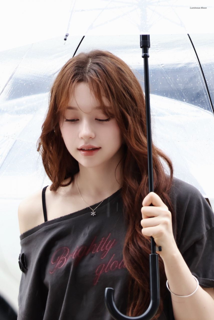피프티피프티 문샤넬