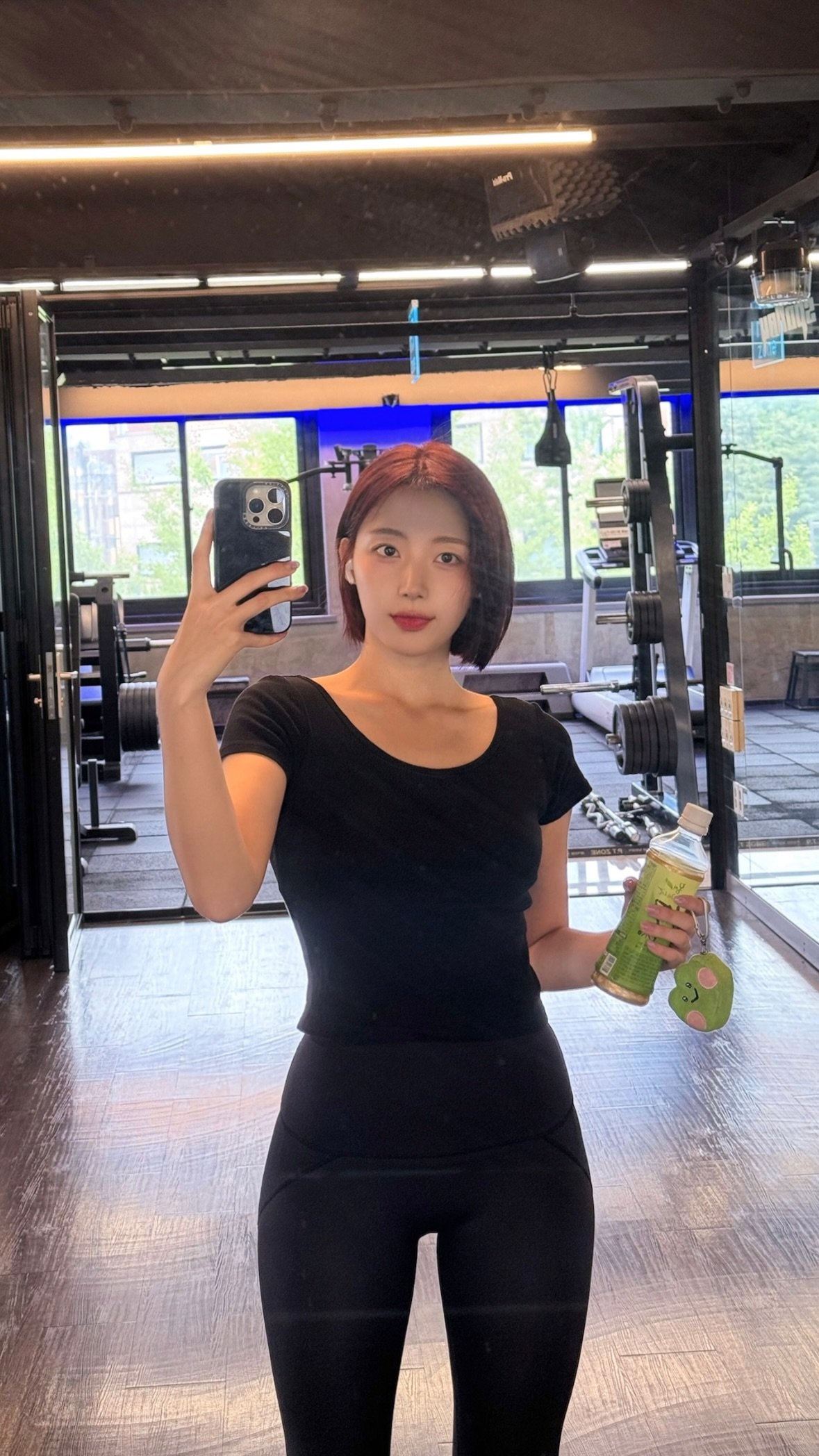 단발로 자른 하지원 치어리더 ㄷㄷ