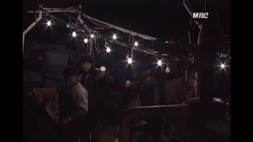 97년 12월, 신안군 접대부들 구출 장면 ㄷㄷㄷㄷ