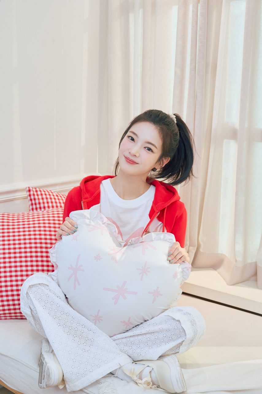 ITZY 리아 생일