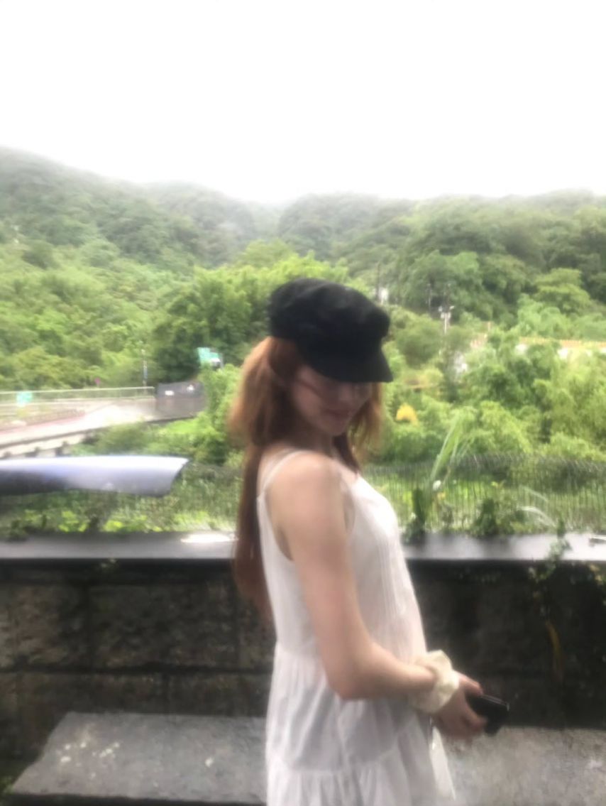 르세라핌 사쿠라,허윤진,카즈하,홍은채