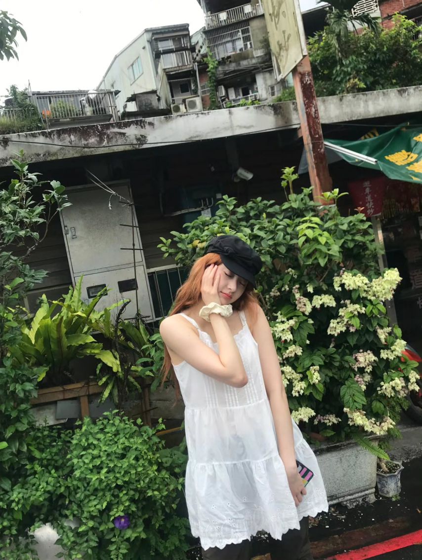 르세라핌 사쿠라,허윤진,카즈하,홍은채