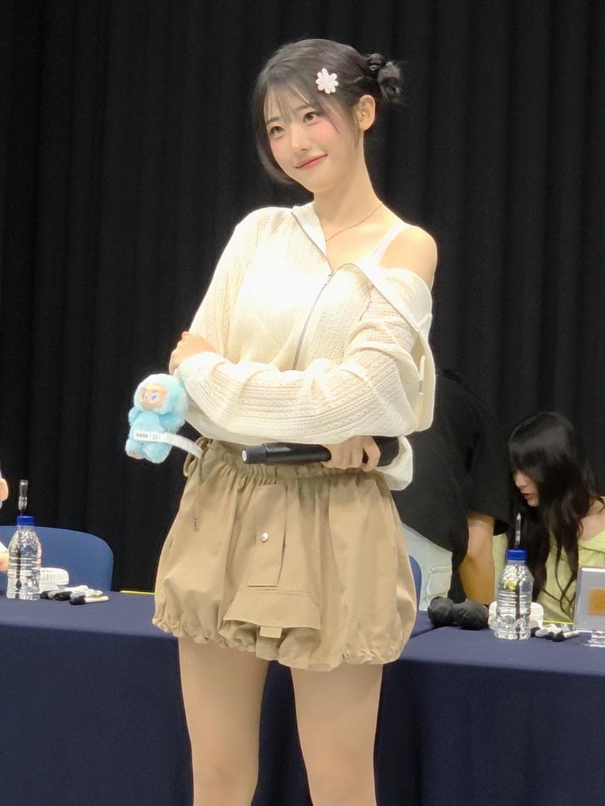 QWER 양양양양 사진