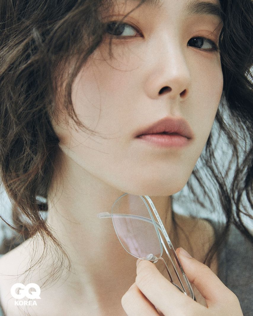 강지영 아나운서
