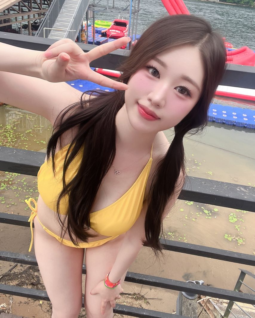 맥심 모델 지니 빠지에서 비키니 입는 테토녀