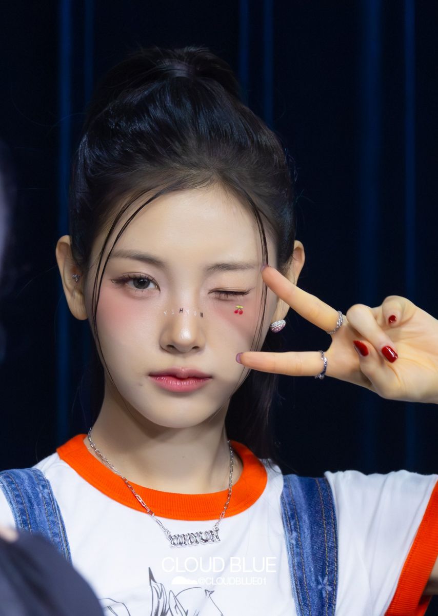 베이비돈크라이 이현