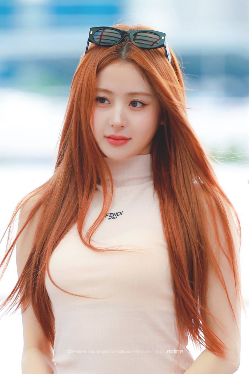 르세라핌 허윤진