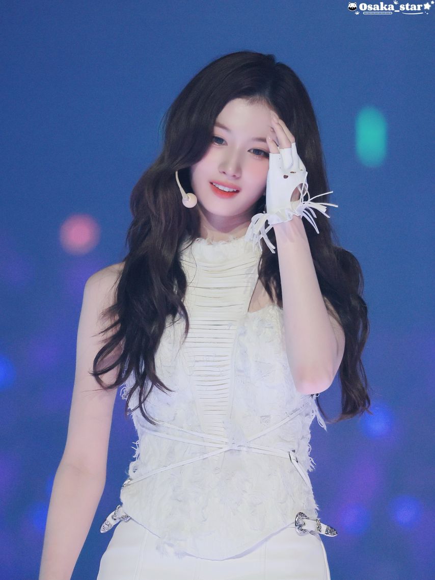 트와이스 사나