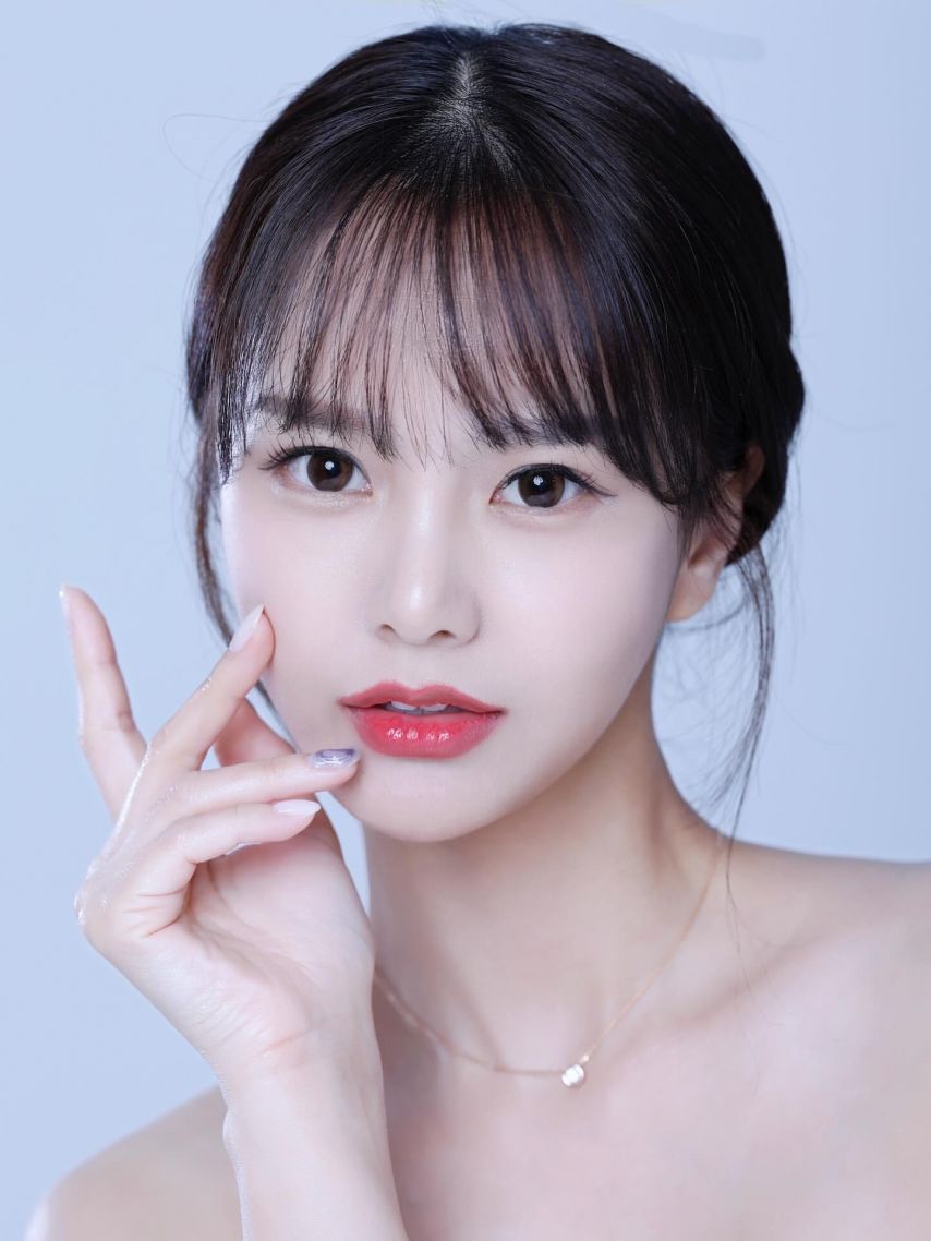 유니