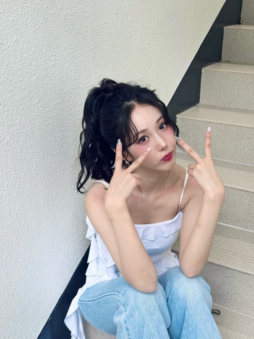신비 VIVIZ비비지 인별
