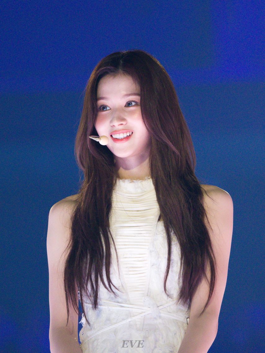 트와이스 사나