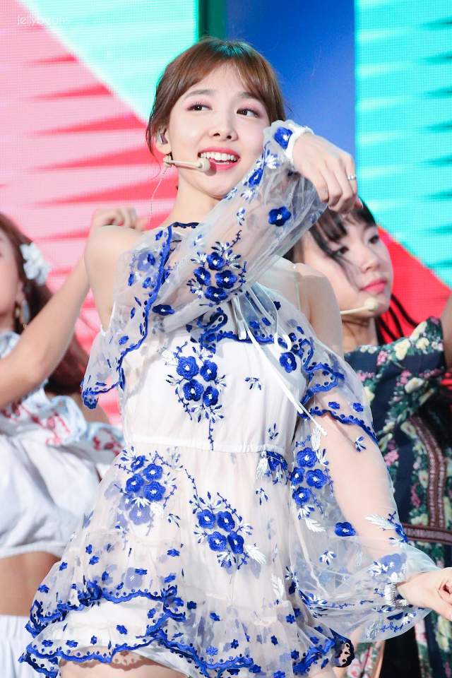 트와이스 나연