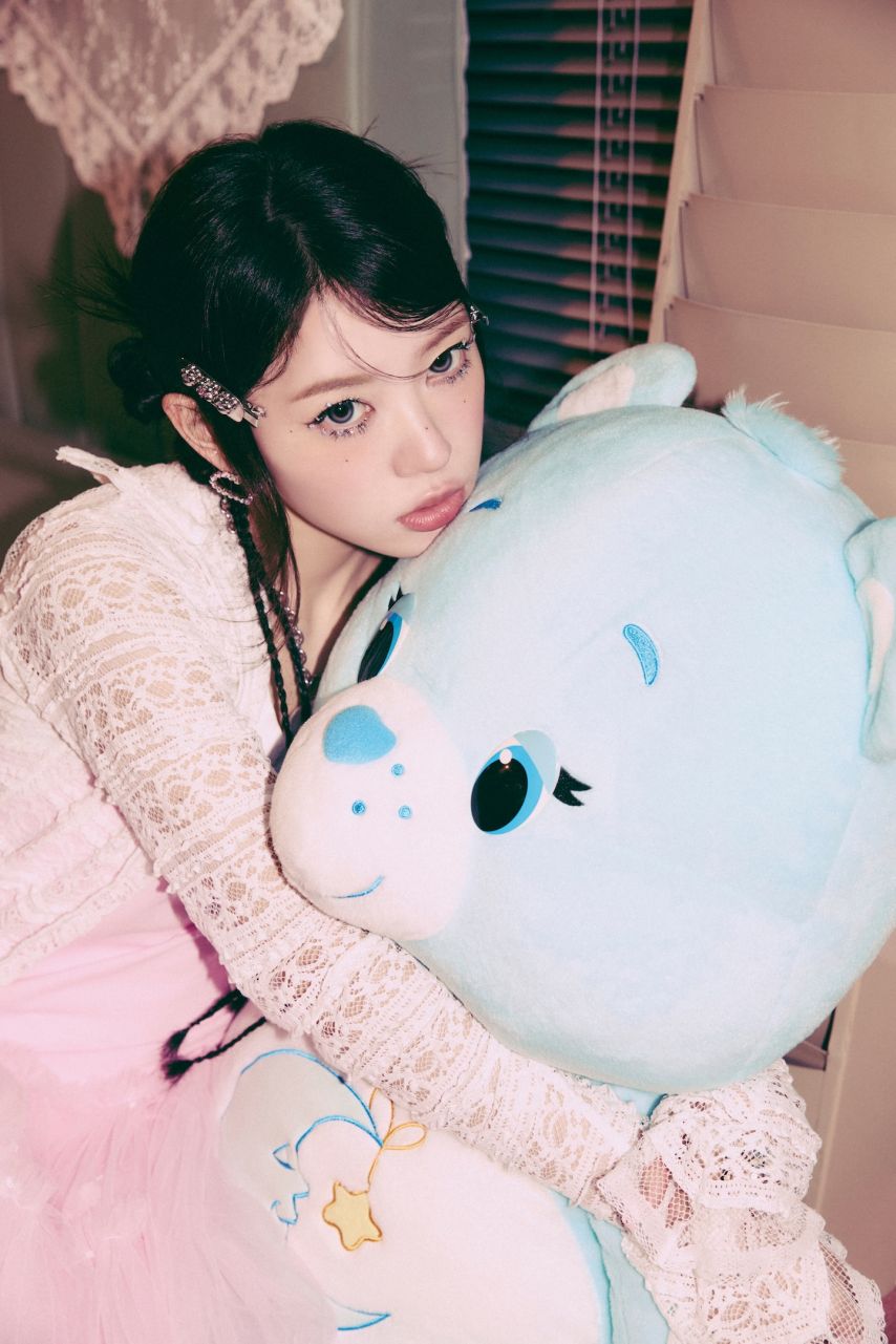 아일릿 Japan 1st Single '時よ止まれ' Concept Photo