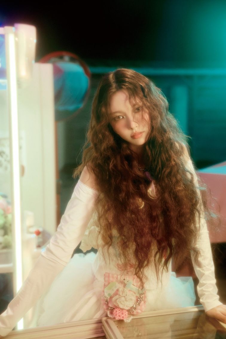 아일릿 Japan 1st Single '時よ止まれ' Concept Photo