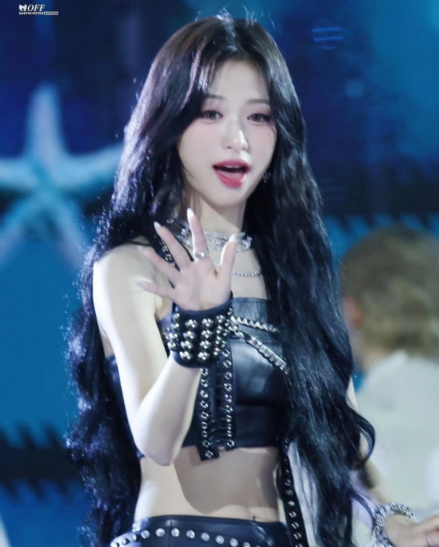 BABYMONSTER (베이비몬스터) 아현