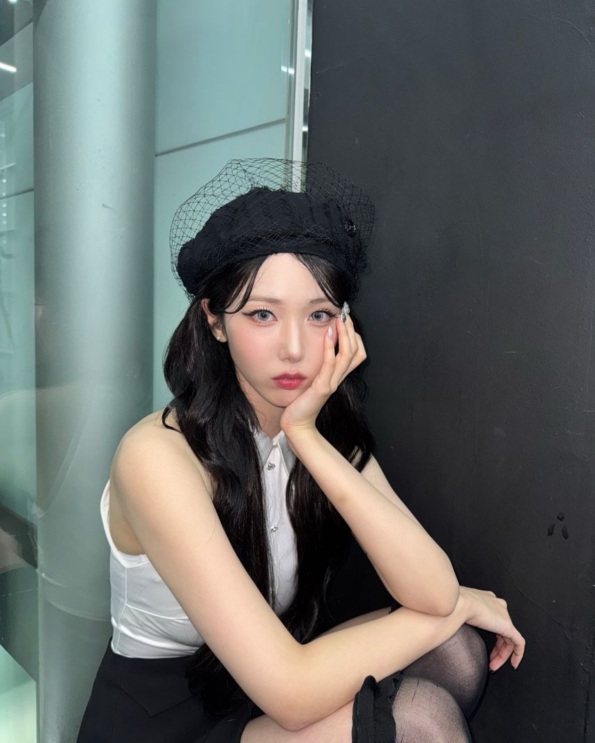 신비 VIVIZ비비지 인별