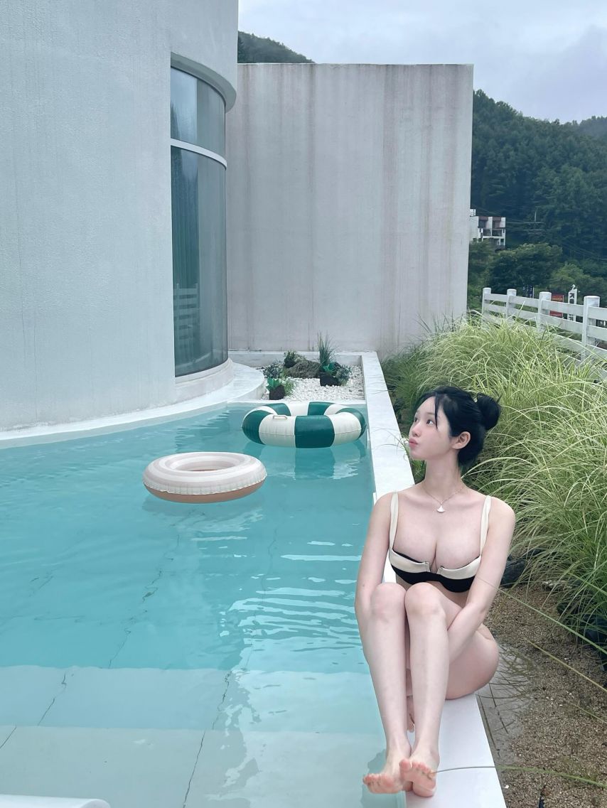 한갱 풀빌라 비키니