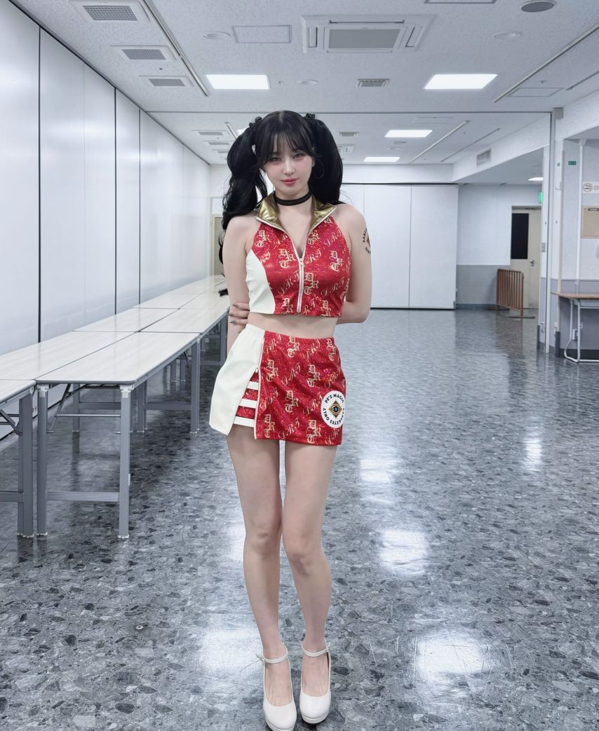 김우현 일본에서 첫 라운드걸