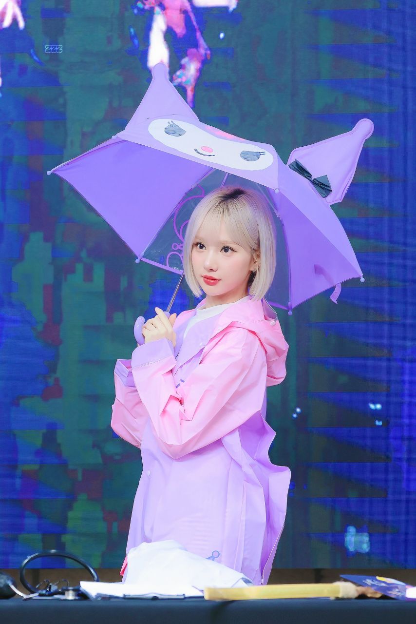 VIVIZ 은하