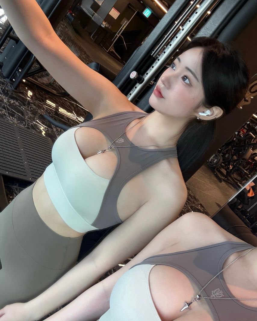 권은지 (__dmswl_)