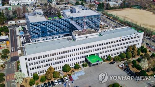 [속보] 하루에 2명 여성 살해 혐의 50대男, 마창대교서 떨어져 숨져