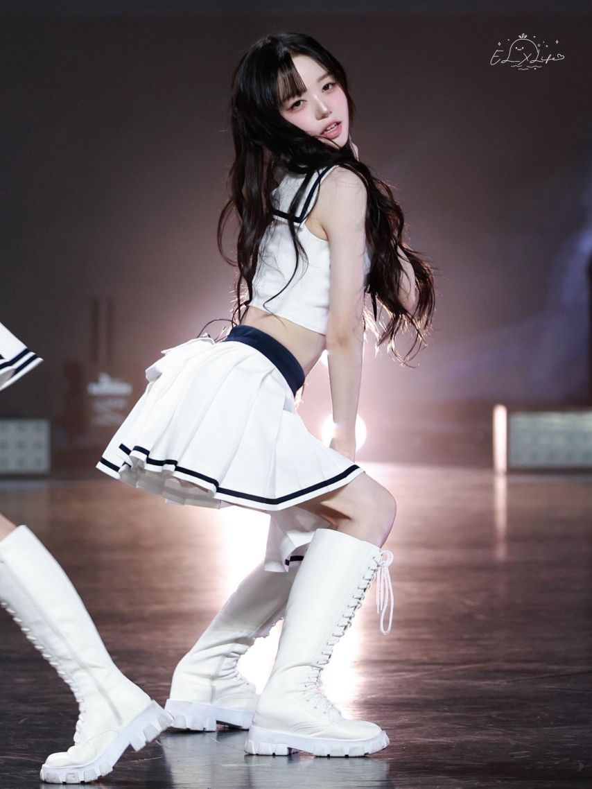 트리플에스 김채원