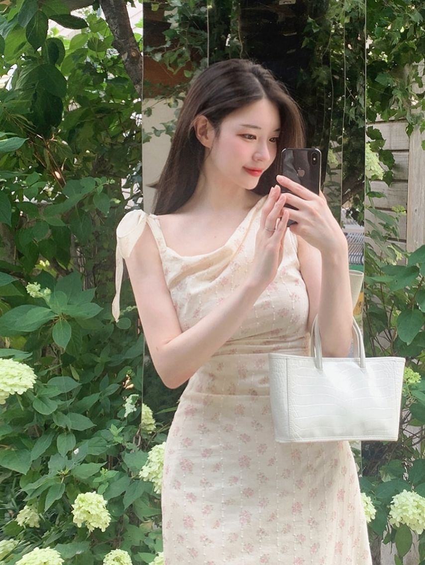 김지은(zeunique_)