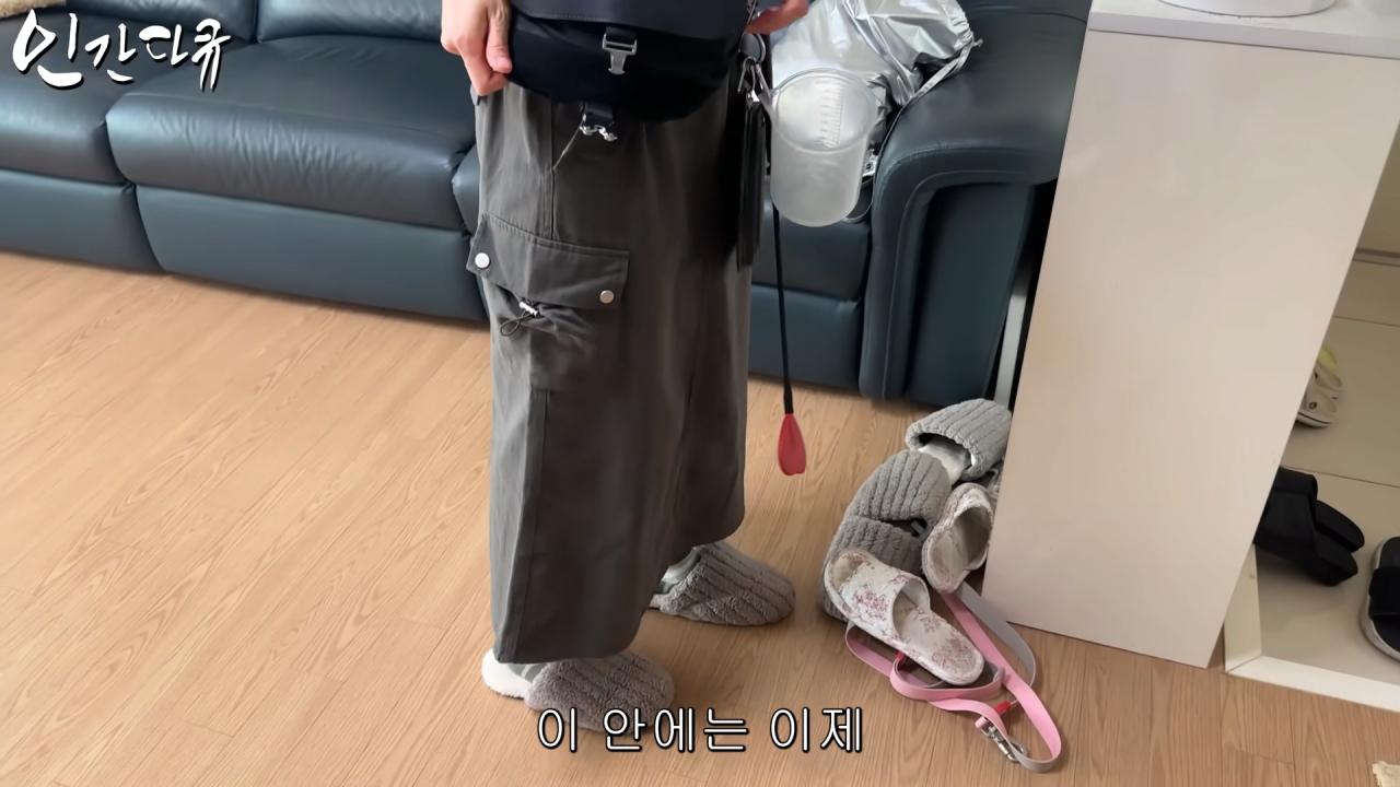 국내엔 단 한마리밖에 없는 세계에서 가장 작은 말을 키우는 모델