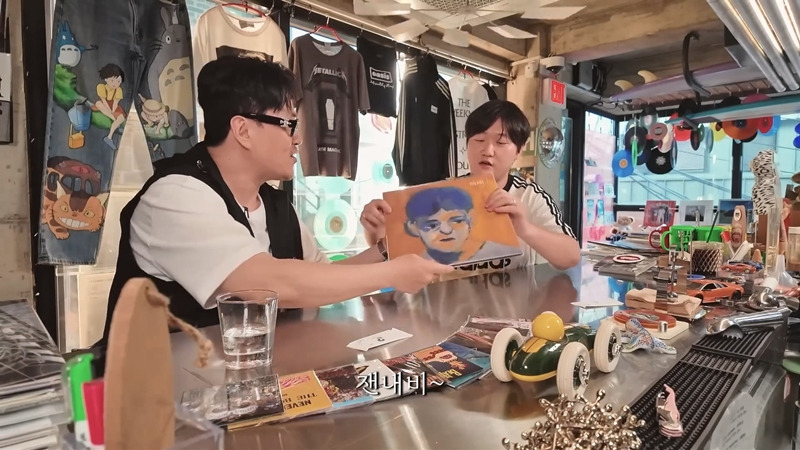 요즘 리셀 가격 엄청나게 형성되어 있다는 LP 시장