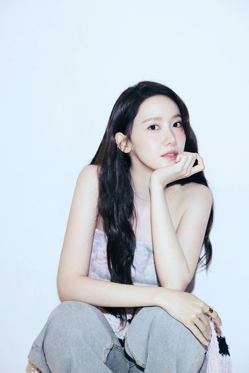 오늘자 언론 인터뷰 사진 소녀시대 윤아.JPG