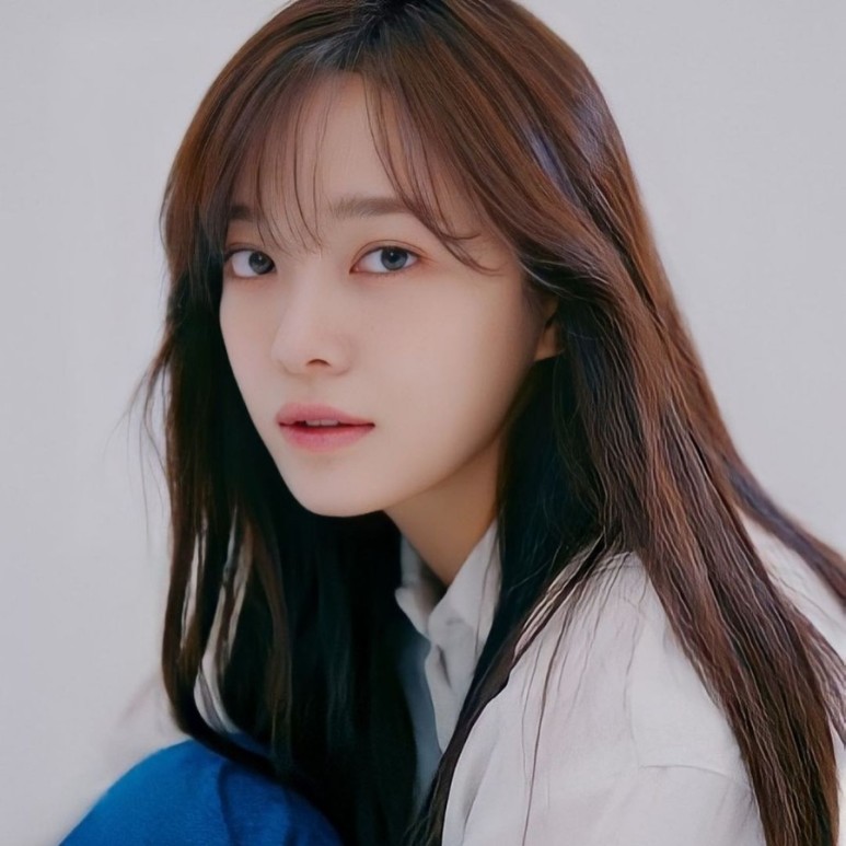 김세정