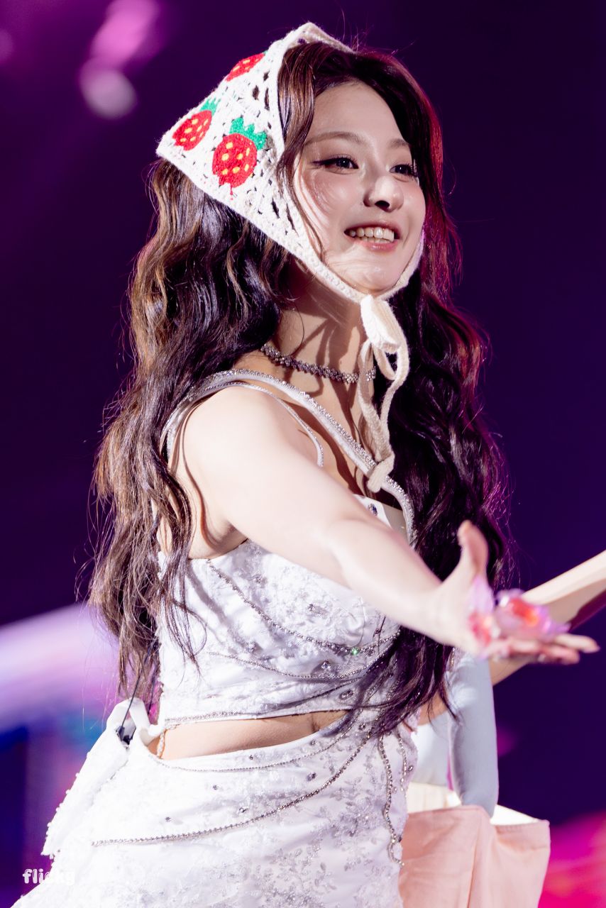 프로미스나인 이나경