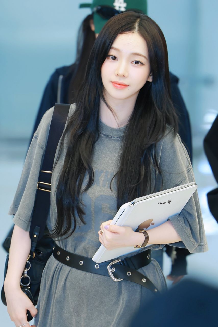 250811 김포공항 입국 에스파 카리나