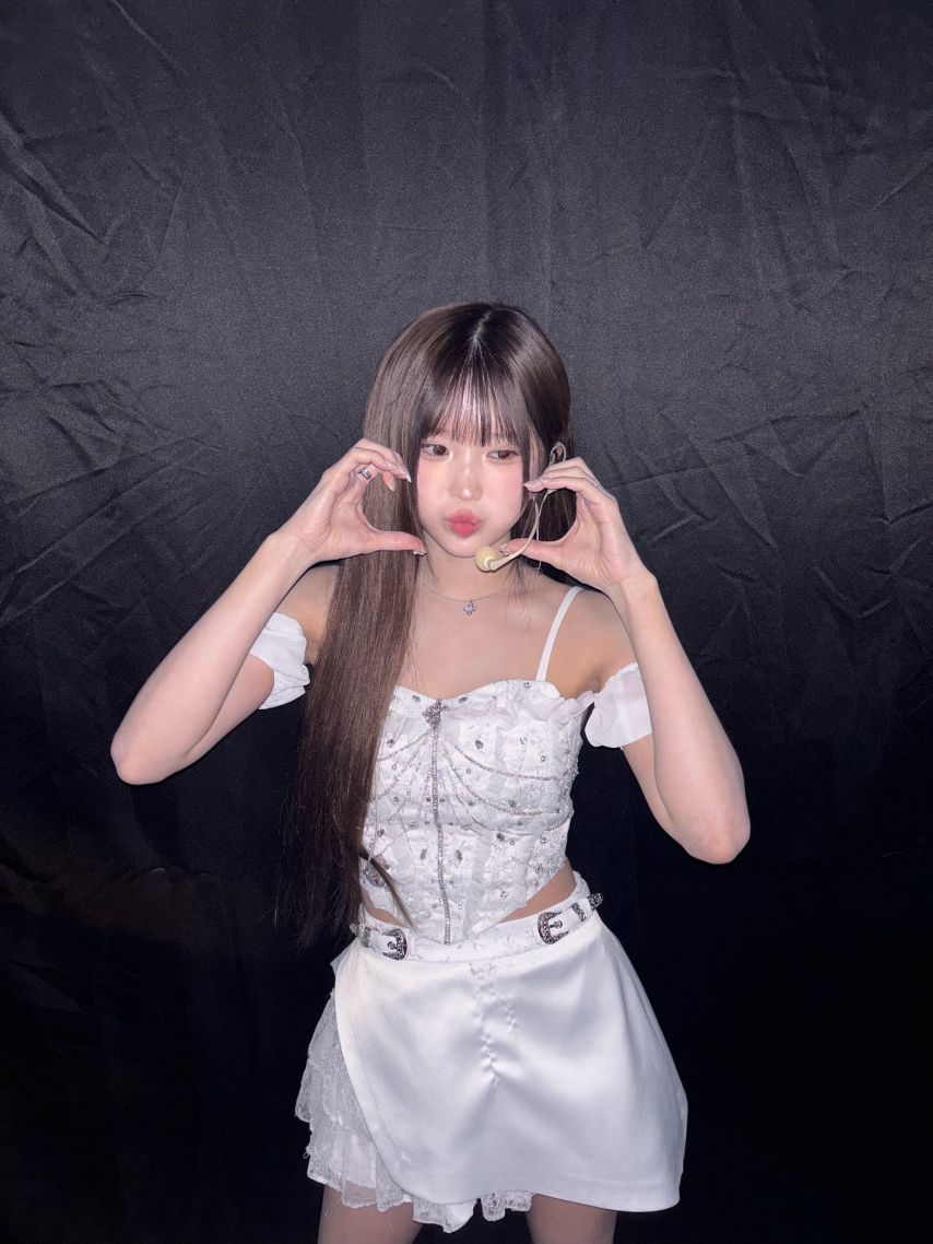 프로미스나인 송하영