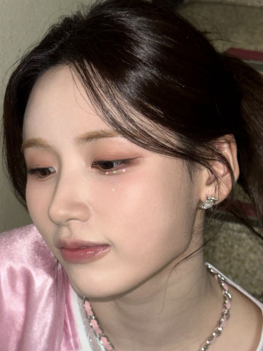 아이칠린 지윤, 초원, 예주