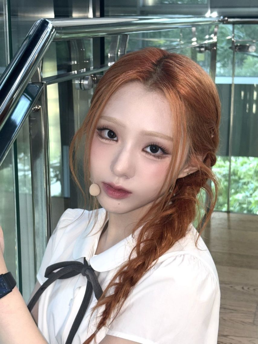 아이칠린 지윤, 채린, 클로즈유어아이즈 켄신