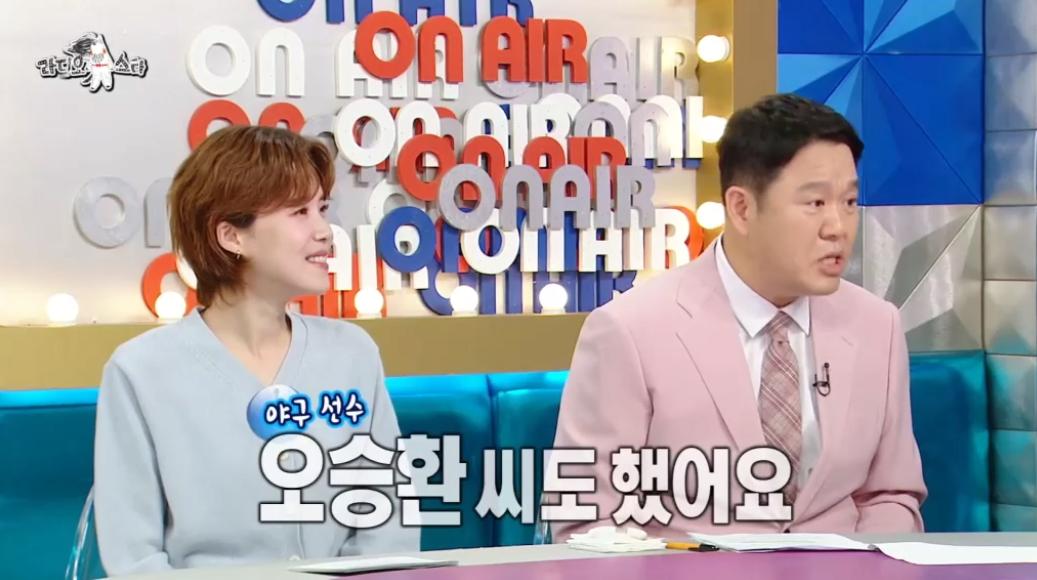 최홍만의 사과 쪼개기 ㅋㅋㅋㅋ