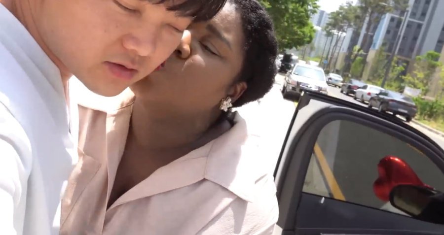 흑인 여자와 결혼한 부자 한국남자