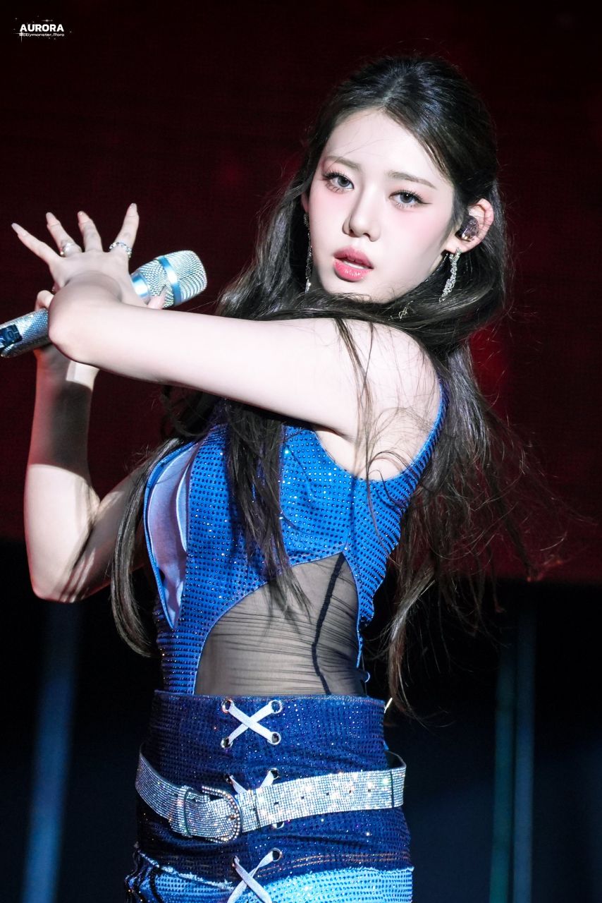 베이비몬스터 로라