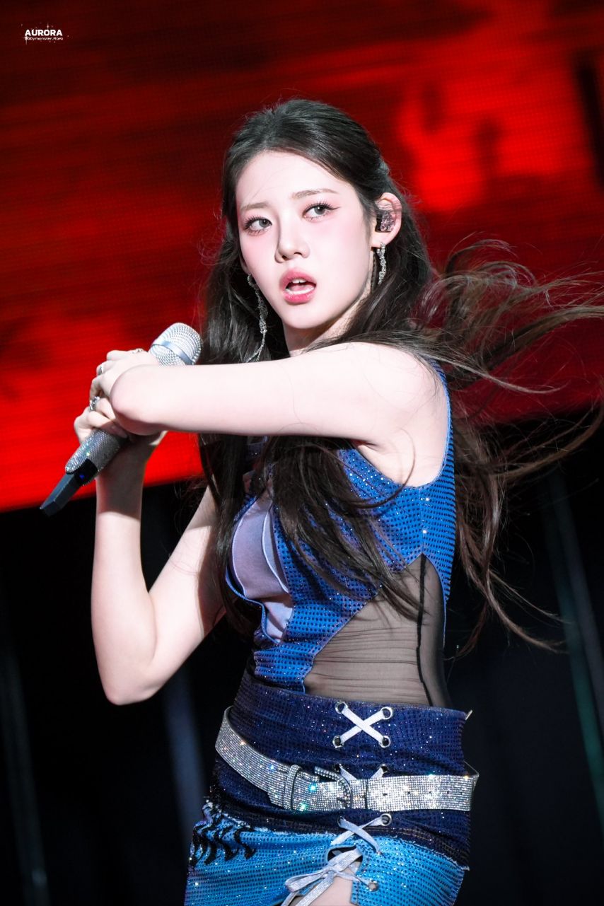베이비몬스터 로라