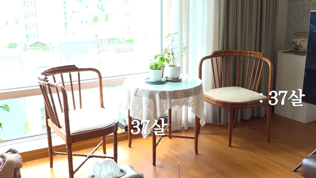 배우 김영옥님 집에서 제일 오래된 거