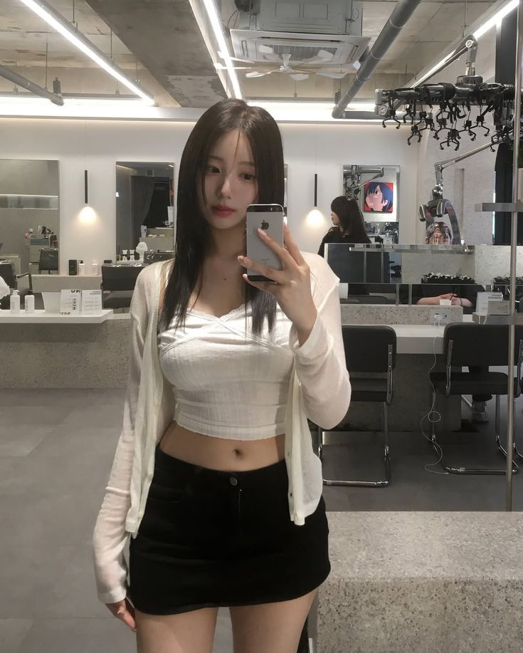 ㅇㅎ?) 몸매에 자신감 있을때 찍는 셀카