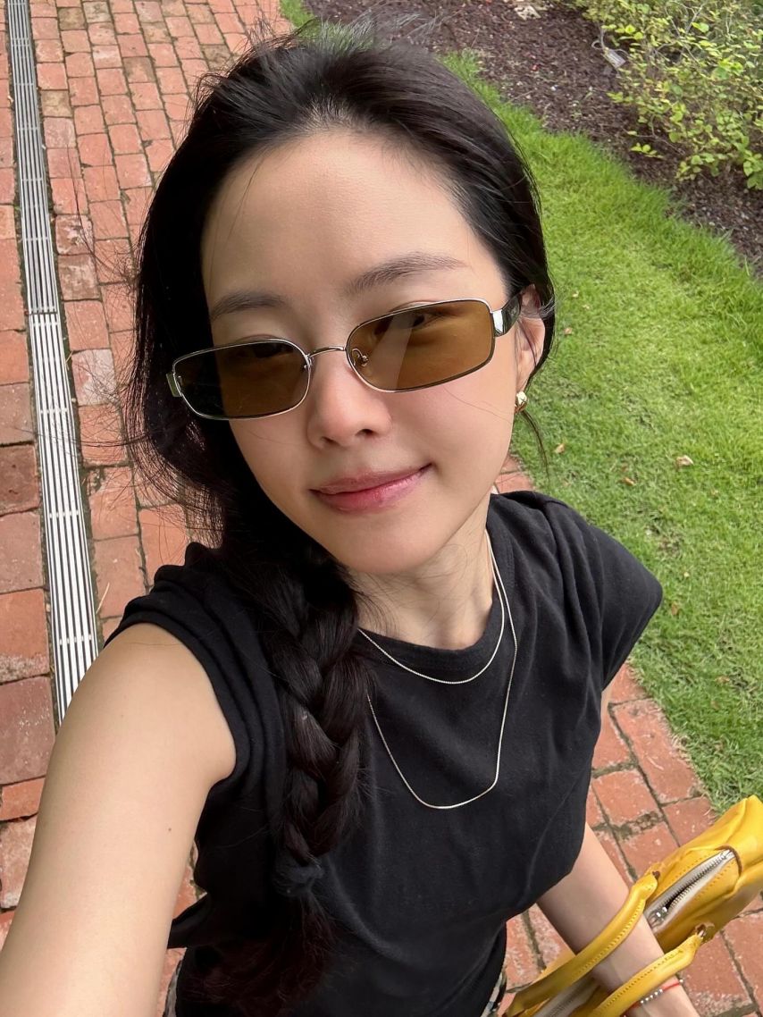 손나은